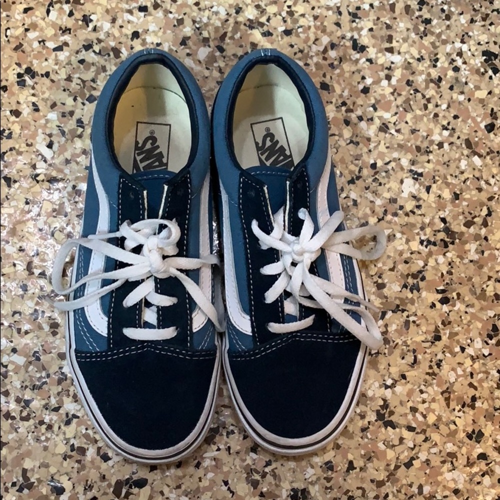 BLUE VANS